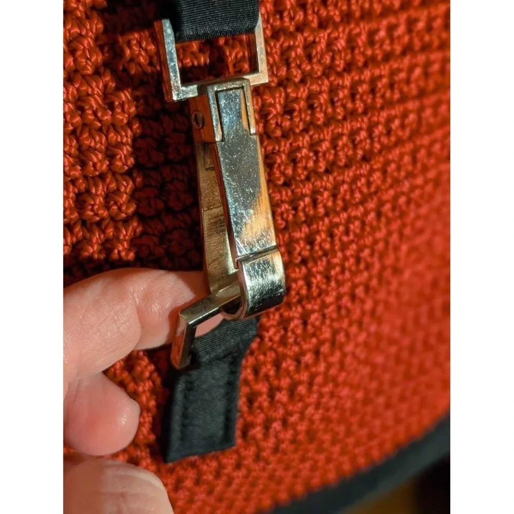 Vintage Style Red Textured Shoulder Bag Black Satin Trim Buckle‎